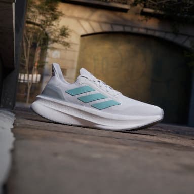 adidas Ultraboost 5x shoe from the current 3 Sails catalog